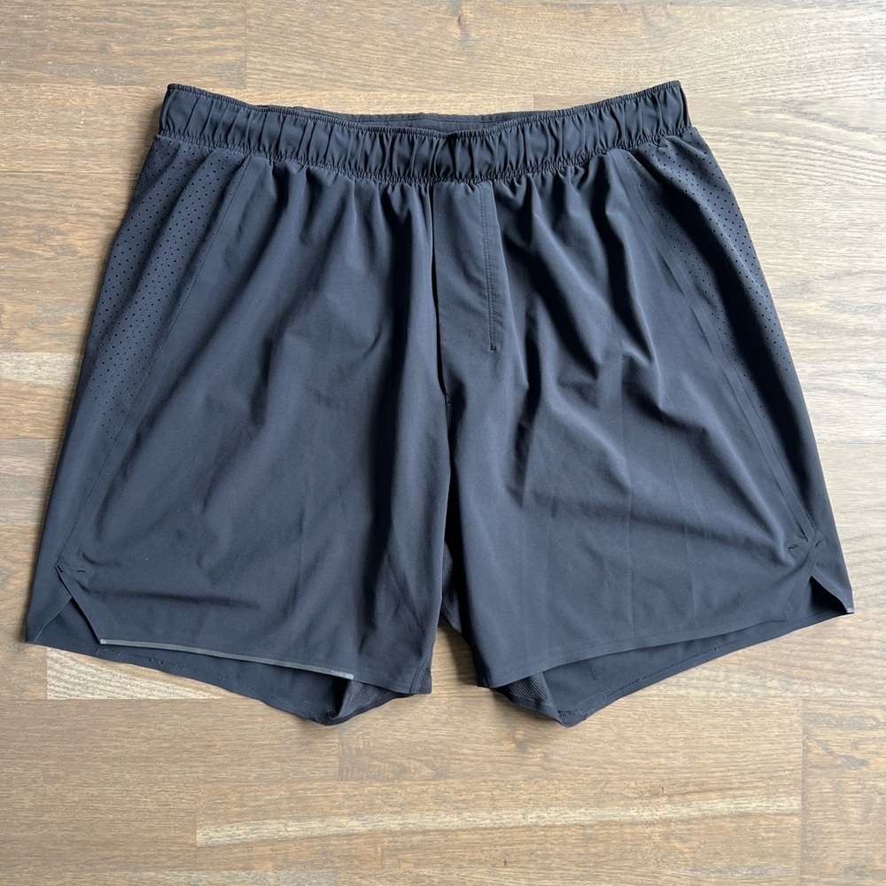 LULULEMON 5” pace breakers
